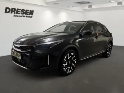 Neu Kia XCeed Vision 150 PS (110 kW) 2026 1k) black pearl m (schwarz SUV