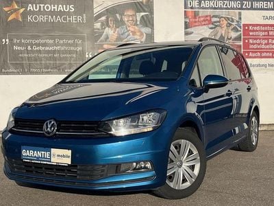 Gebraucht VW Touran 110 PS (80 kW) 2017 Caribbean blue metallic Van / Kleinbus
