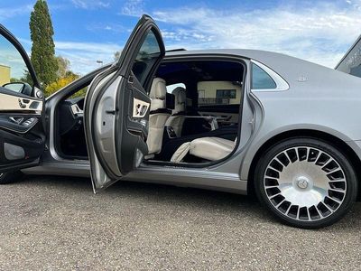 Grau Gebraucht 2017 Mercedes S650 Maybach AMG Limousine | 117.810 €