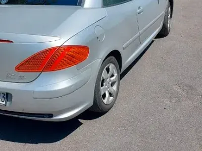 Gebraucht Peugeot 307 CC 140 PS (102 kW) 2006 Silber Cabrio