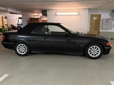 Gebraucht BMW 328 Basis 192 PS (141 kW) 1996 Schwarz Cabrio