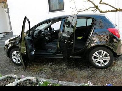 Usata Opel Corsa 101 CV (74 kW) 2011 Nero Utilitaria