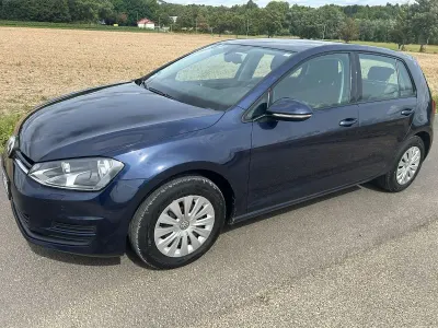 Gebraucht VW Golf VII Comfortline 110 PS (80 kW) 2016 Blau Limousine