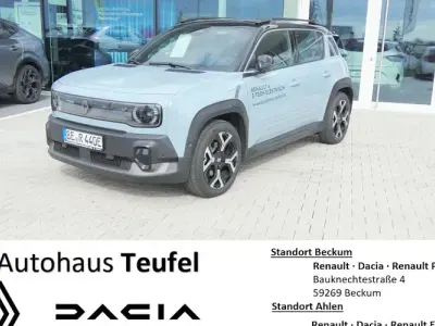 Second-hand Renault 4 E-Tech Komfort 110 kW (150 CP) 2025 Albastru SUV