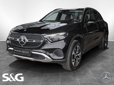 Gebraucht Mercedes GLC300e 197 PS (144 kW) 2024 Metalliclack obsidianschwarz SUV