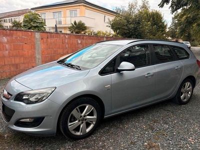 Gebraucht Opel Astra 116 PS (85 kW) 2013 Silber Kombi