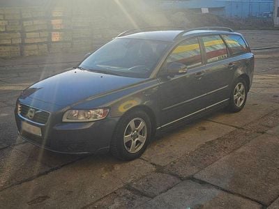 Second-hand Volvo V50 Momentum 114 CP (83 kW) 2011 Gri Break