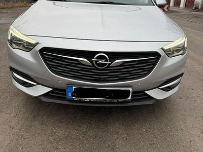 Grau Gebraucht 2019 Opel Insignia Business Edition Kombi | 9.900 € (Guter Preis)