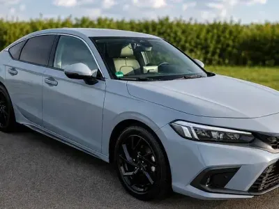 Gebraucht Honda Civic Advance 184 PS (135 kW) 2022 Grau Limousine