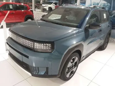 Neu Fiat Grande Panda La Prima 101 PS (74 kW) 2025 Blau Kleinwagen
