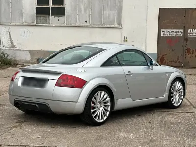Gebraucht Audi TT Basis 180 PS (132 kW) 1999 Silber Coupé