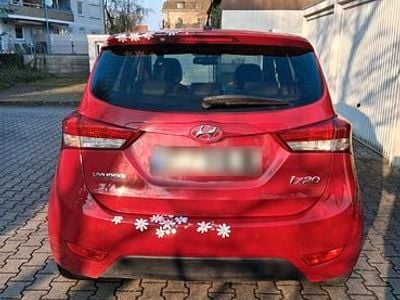 Second-hand Hyundai ix20 90 CP (66 kW) 2012 Roșu Hatchback