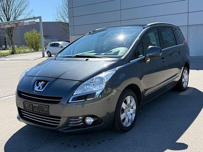 Usata Peugeot 5008 Platinum 150 CV (110 kW) 2011 Grigio Monovolume