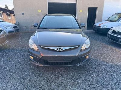 Second-hand Hyundai i30 Classic 109 CP (80 kW) 2011 Gri Berlinǎ