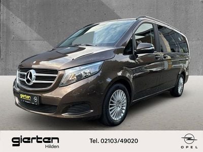 Mercedes V220