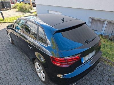 Second-hand Audi A3 Ambiente 150 CP (110 kW) 2013 Negru Berlinǎ