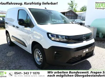 Neu Opel Combo 102 PS (75 kW) 2026 Kaolin weiß Van / Kleinbus