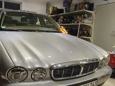 Begagnad Jaguar XK8 298 HK (219 kW) 2005 Grå Sportkupé