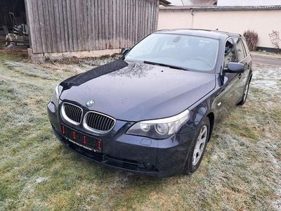 Blau Gebraucht 2006 BMW 525 Sport Line Kombi | 2.500 € (Fairer Preis)