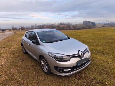 Gebraucht Renault Mégane Bose Edition 132 PS (97 kW) 2015 Silber Limousine