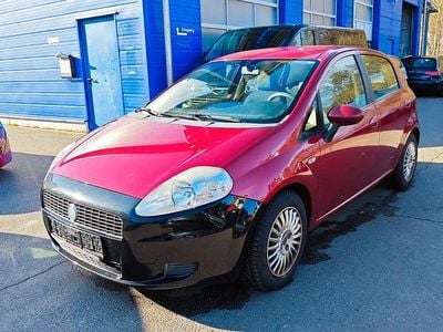 Gebraucht Fiat Grande Punto 90 PS (66 kW) 2007 Rot Kleinwagen