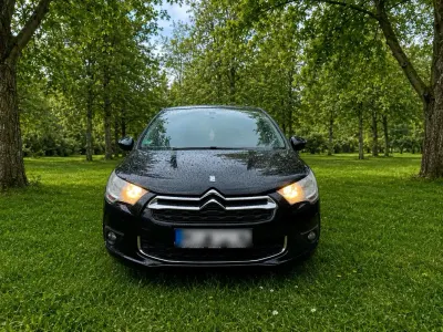 Gebraucht Citroën DS4 120 PS (88 kW) 2012 Schwarz Kleinwagen