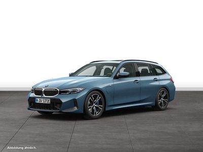 Usata BMW 330e M Sport 292 CV (214 kW) 2025 Blu Station wagon
