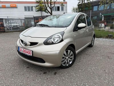 Gebraucht Toyota Aygo 68 PS (50 kW) 2008 Beige Kleinwagen