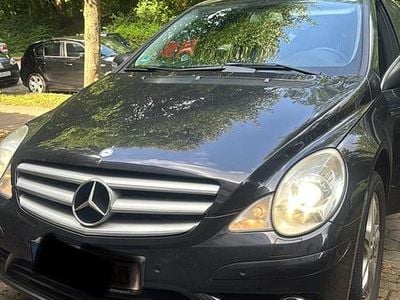 Mercedes R350
