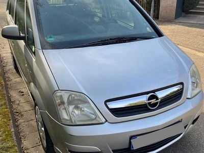 Usata Opel Meriva 105 CV (77 kW) 2006 Argento Monovolume