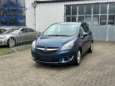 Blau Gebraucht 2015 Opel Meriva Style Van / Kleinbus | 7.950 € (Fairer Preis)
