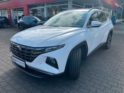 Weiß Gebraucht 2021 Hyundai Tucson Trend SUV | 24.990 € (Fairer Preis)