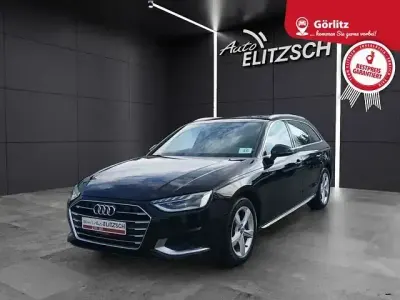 Gebraucht Audi A4 Advanced 190 PS (139 kW) 2020 Mythosschwarz metallic Kombi