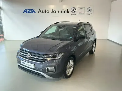 Gebraucht VW T-Cross Life 110 PS (80 kW) 2023 Grau SUV