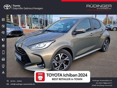 Gebraucht Toyota Yaris Hybrid Team 116 PS (85 kW) 2024 Blau Limousine