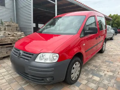 Gebraucht VW Caddy Life 108 PS (79 kW) 2009 Rot Van / Kleinbus