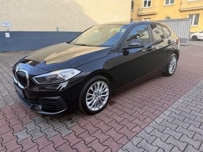 Gebraucht BMW 118 Advantage 140 PS (102 kW) 2019 Schwarz Kleinwagen