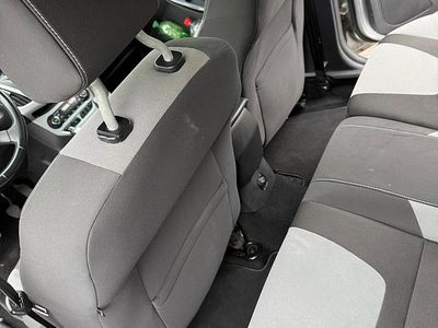 Gebraucht Ford Focus Champions Edition 116 PS (85 kW) 2012 Grau Kombi