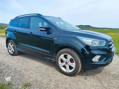 Second-hand Ford Kuga ST-Line 179 CP (131 kW) 2019 Negru SUV