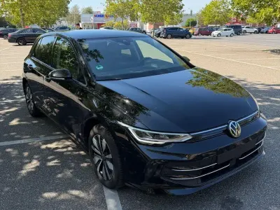 Gebraucht VW Golf VIII Goal 150 PS (110 kW) 2025 Schwarz Limousine