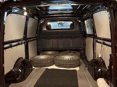 Second-hand Mercedes Vito 163 CP (119 kW) 2019 Negru Van