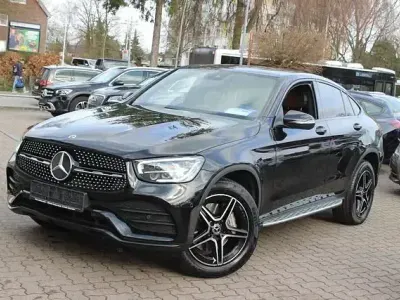Gebraucht Mercedes GLC300e AMG line 306 PS (225 kW) 2022 Schwarz SUV