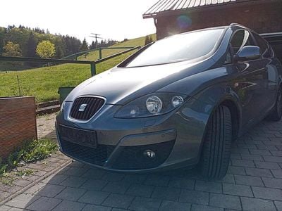 Usata Seat Altea XL 125 CV (91 kW) 2015 Grigio Monovolume