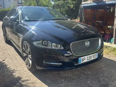 Gebraucht Jaguar XJ Portfolio 385 PS (283 kW) 2011 Schwarz Limousine