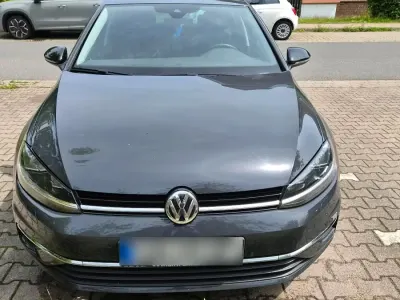 Gebraucht VW Golf VII IQ Drive 85 PS (62 kW) 2019 Grau Limousine