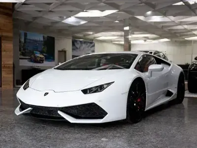 Second-hand Lamborghini Huracán 610 CP (448 kW) 2015 Alb Coupe