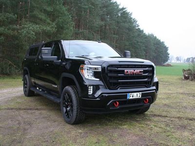 GMC Sierra