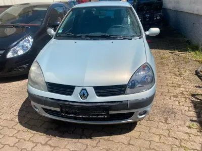 Gebraucht Renault Clio 75 PS (55 kW) 2004 Blau Kleinwagen
