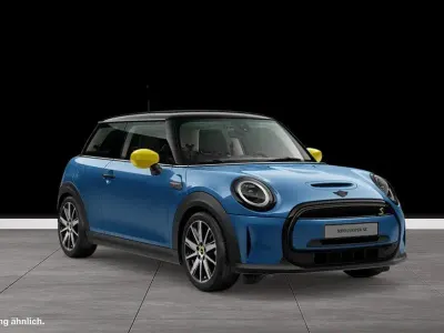 Usata Mini Cooper SE 135 kW (184 CV) 2023 Blu Utilitaria