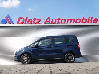 Gebraucht Ford Tourneo Courier 101 PS (74 kW) 2019 Blau Van / Kleinbus